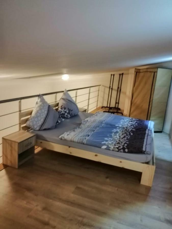 Ferienwohnung Am Nuerburgring/Wintersport Arft Acht Екстер'єр фото